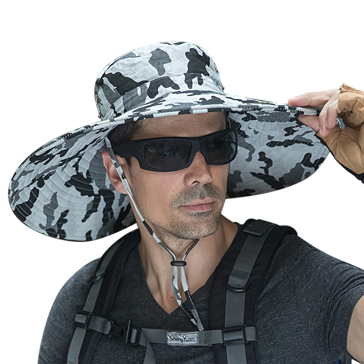 Leotruny Men Wide Brim Sun Hats UPF50+ Waterproof Breathable Bucket Hat